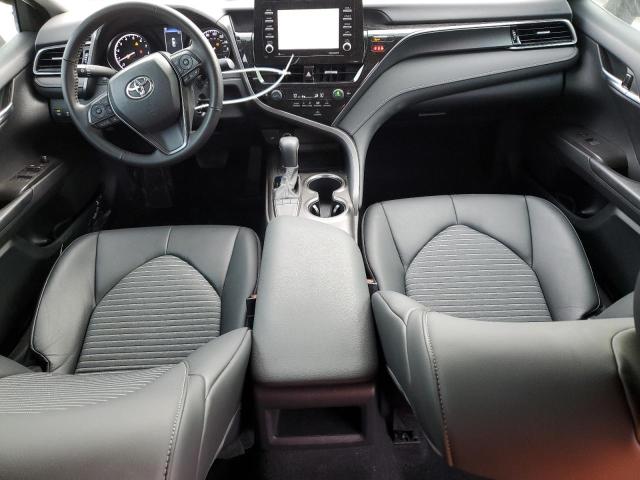 4T1G11AK4PU795585 - 2023 TOYOTA CAMRY SE NIGHT SHADE WHITE photo 8