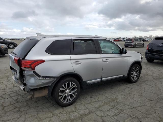 JA4AD2A31JZ052824 - 2018 MITSUBISHI OUTLANDER ES SILVER photo 3