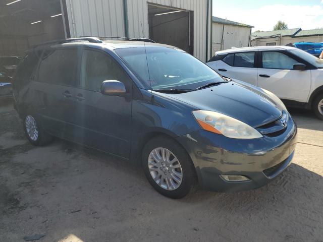 5TDYK4CC6AS306693 - 2010 TOYOTA SIENNA XLE BLUE photo 4