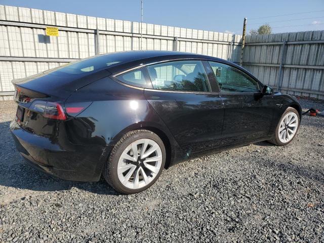 5YJ3E1EA8NF368778 - 2022 TESLA MODEL 3 შავი ფოტო 3