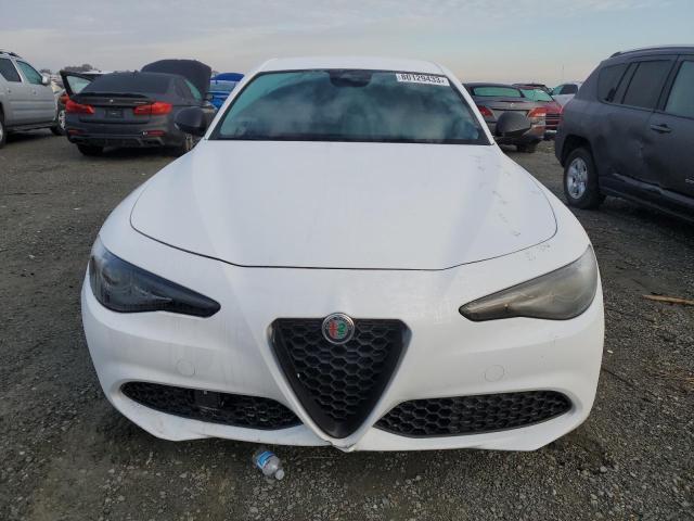 ZARFAMAN4L7638097 - 2020 ALFA ROMEO GIULIA WHITE photo 5