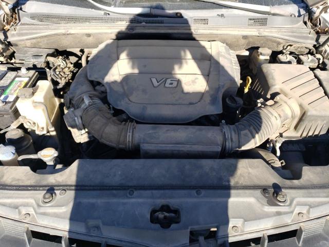 KNDJJ741195037118 - 2009 KIA BORREGO LX SILVER photo 12