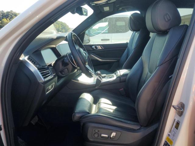 5UXCR6C56KLL09940 - 2019 BMW X5 XDRIVE40I WHITE photo 7