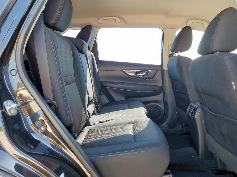 KNMAT2MT6JP508381 - 2018 NISSAN ROGUE S 黑色 照片 11