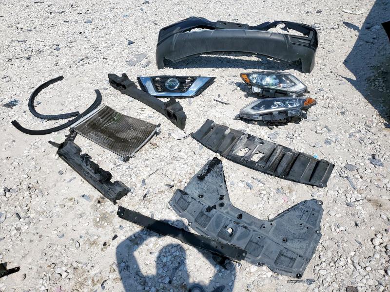 KNMAT2MT6JP508381 - 2018 NISSAN ROGUE S 黑色 照片 13