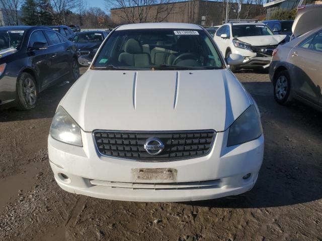 1N4AL11D85C320004 - 2005 NISSAN ALTIMA S WHITE photo 5