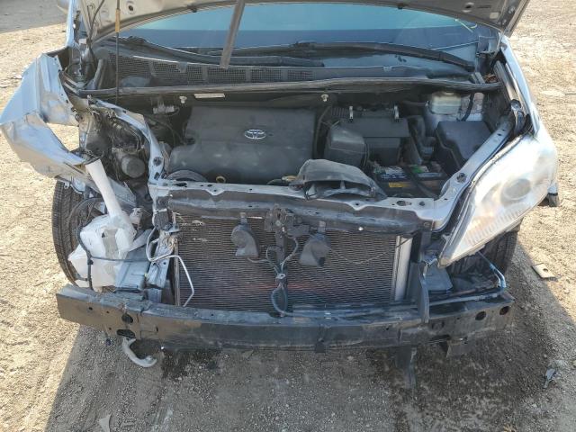5TDYK3DC2FS648688 - 2015 TOYOTA SIENNA XLE SILVER photo 12