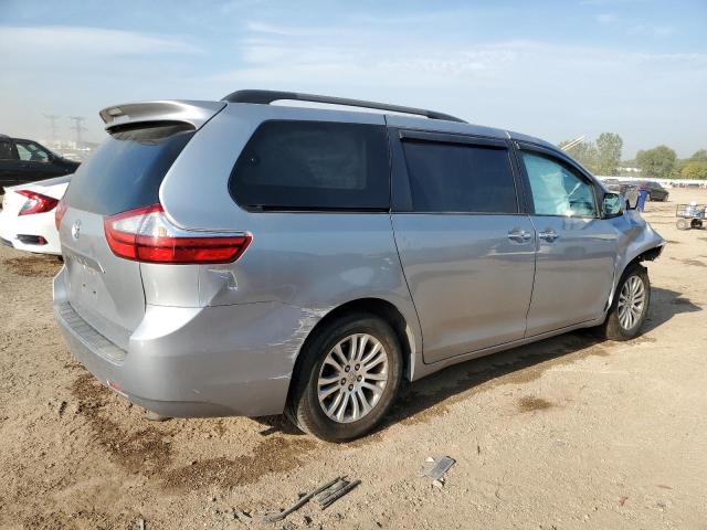 5TDYK3DC2FS648688 - 2015 TOYOTA SIENNA XLE SILVER photo 3