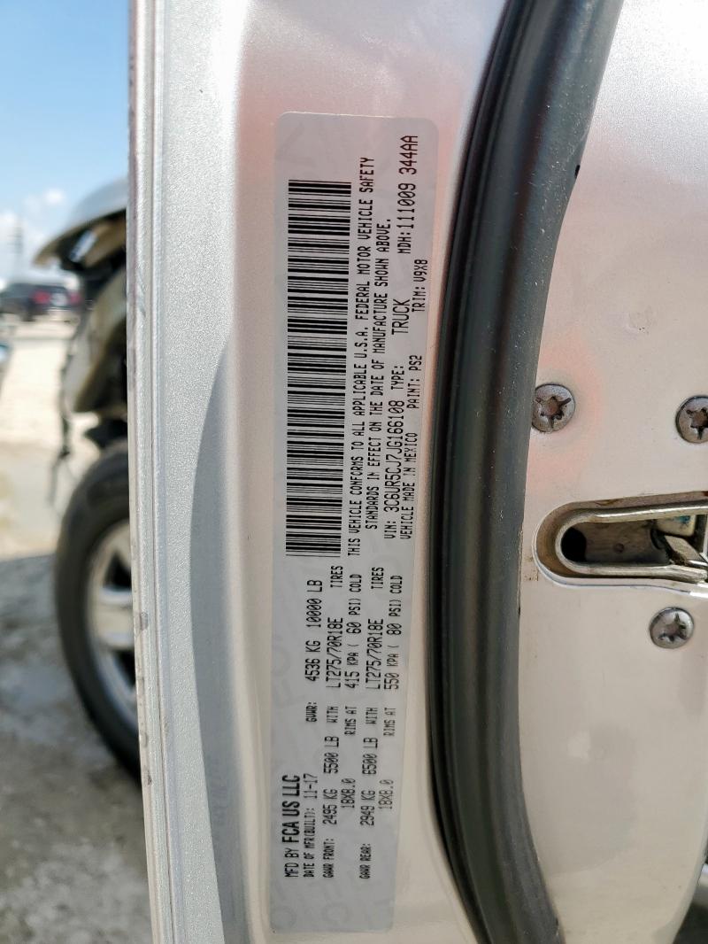 3C6UR5CJ7JG166108 - 2018 RAM 2500 ST SILVER photo 13