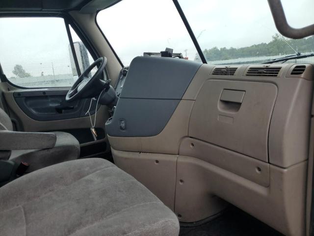 1FUGGEDV6JLHB4011 - 2018 FREIGHTLINER CASCADIA 1 أبيض صورة 5