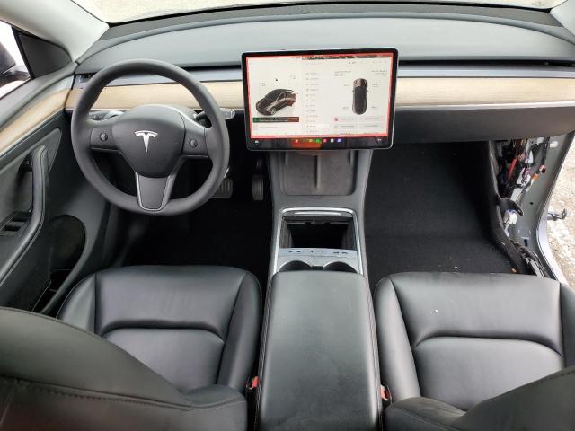 7SAYGDEE8PA035021 - 2023 TESLA MODEL Y Boz foto 8