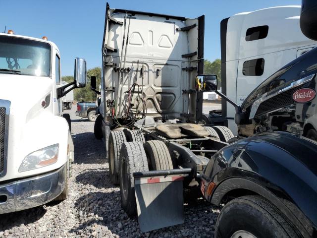 3AKJHHDR7KSKF7851 - 2019 FREIGHTLINER CASCADIA 1 WHITE photo 3