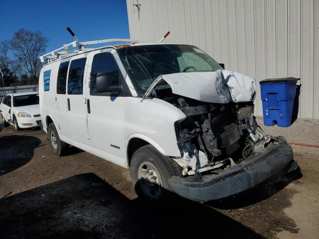 1GCGG25V731208496 - 2003 CHEVROLET EXPRESS G2 WHITE photo 4