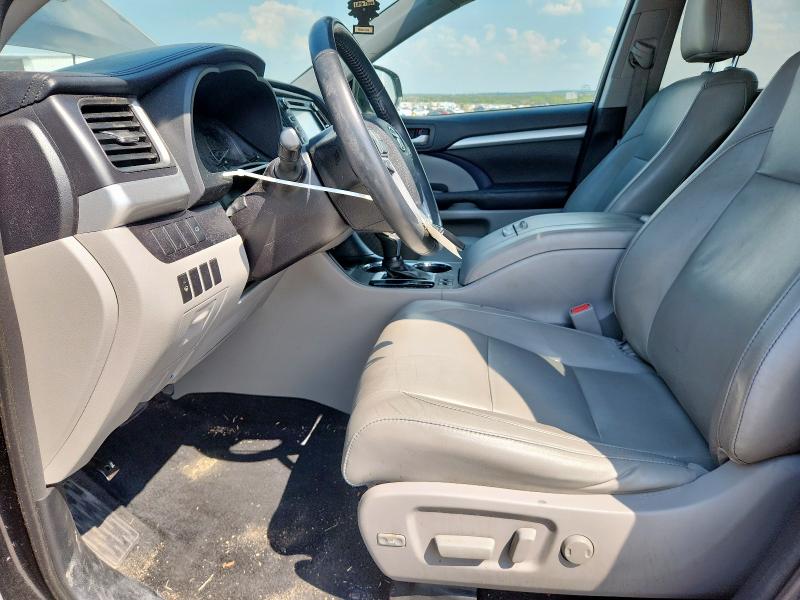 5TDKKRFH7GS177561 - 2016 TOYOTA HIGHLANDER XLE Czarny zdjęcie 7