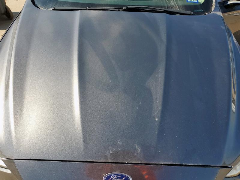 3FA6P0HD2JR154200 - 2018 FORD FUSION SE رمادي صورة 11