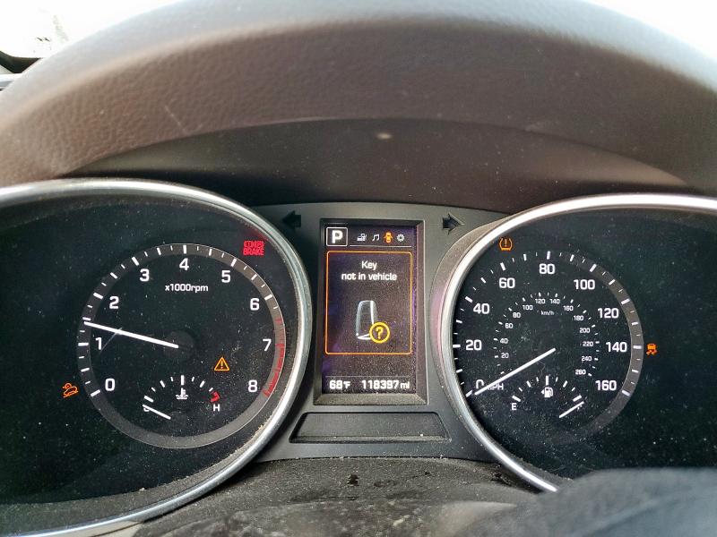 5NMZU3LB6HH042033 - 2017 HYUNDAI SANTA FE S WHITE photo 9