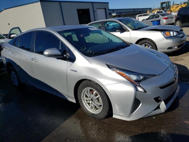 JTDKARFU0G3022917 - 2016 TOYOTA PRIUS SILVER photo 4