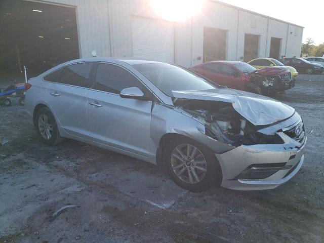 5NPE24AA7FH137544 - 2015 HYUNDAI SONATA ECO SILVER photo 4