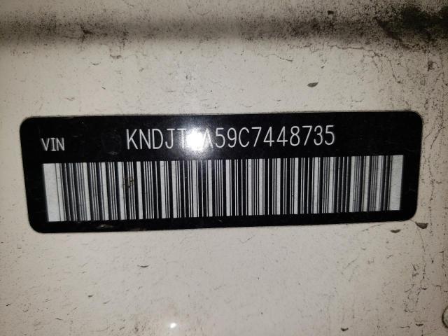 KNDJT2A59C7448735 - 2012 KIA SOUL WHITE photo 12