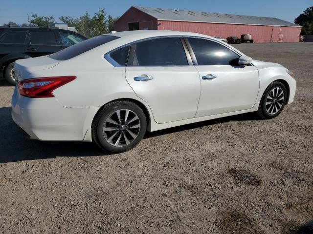 1N4AL3AP0HN312798 - 2017 NISSAN ALTIMA 2.5 თეთრი ფოტო 3