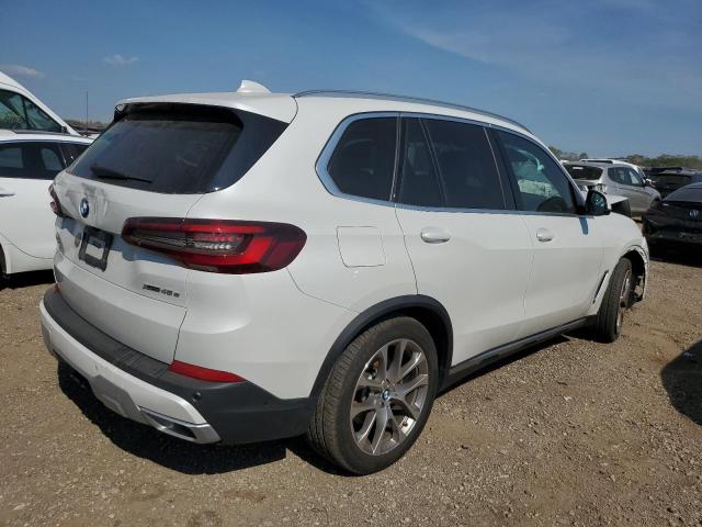 5UXTA6C00M9F27743 - 2021 BMW X5 XDRIVE45E WHITE photo 3