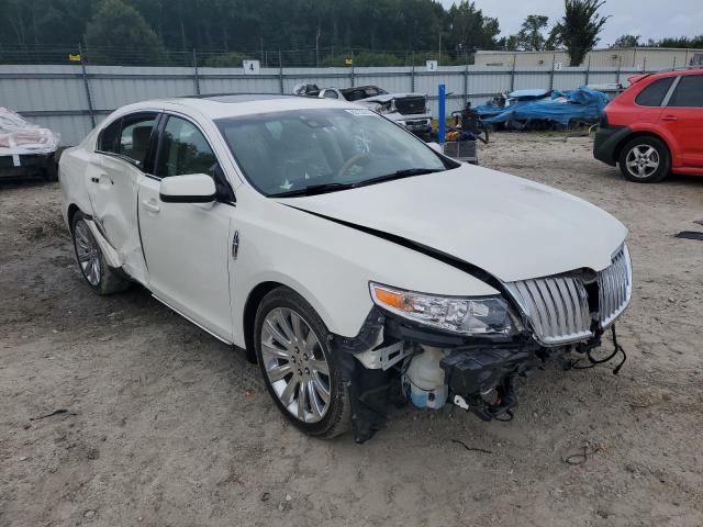 1LNHL9FT2CG805764 - 2012 LINCOLN MKS WHITE photo 4