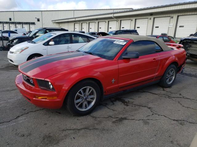 1ZVFT84N455199857 - 2005 FORD MUSTANG RED photo 1