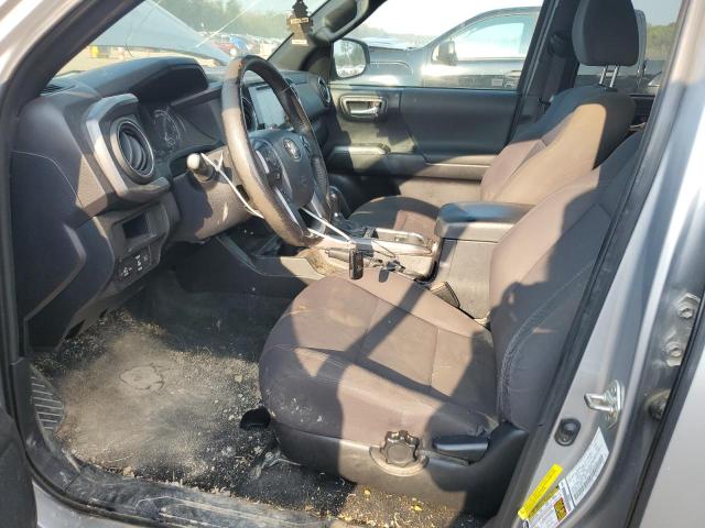 5TFCZ5AN3JX156522 - 2018 TOYOTA TACOMA DOUBLE CAB 银色 照片 7