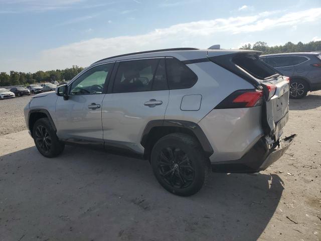 4T3T6RFV3PU119573 - 2023 TOYOTA RAV4 SE SILVER photo 2
