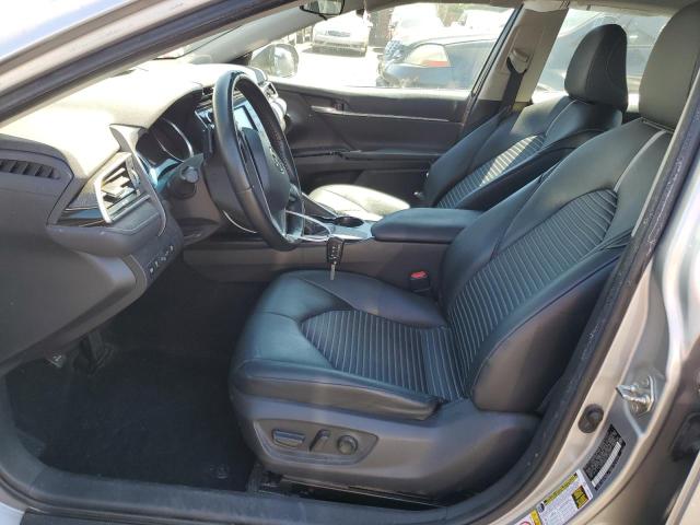 4T1B11HK6JU119470 - 2018 TOYOTA CAMRY L SILVER photo 7