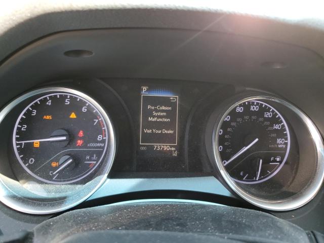 4T1B11HK6JU119470 - 2018 TOYOTA CAMRY L SILVER photo 9