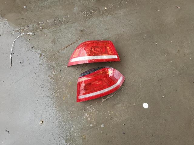 WVWFW7AH7CV020498 - 2012 VOLKSWAGEN EOS LUX 白色 照片 12