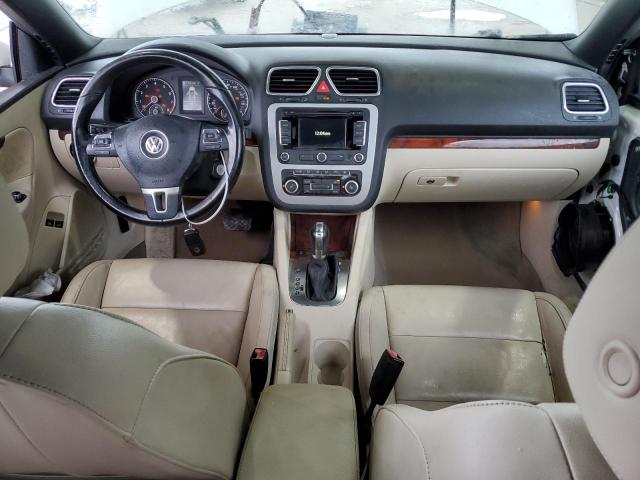 WVWFW7AH7CV020498 - 2012 VOLKSWAGEN EOS LUX 白色 照片 8