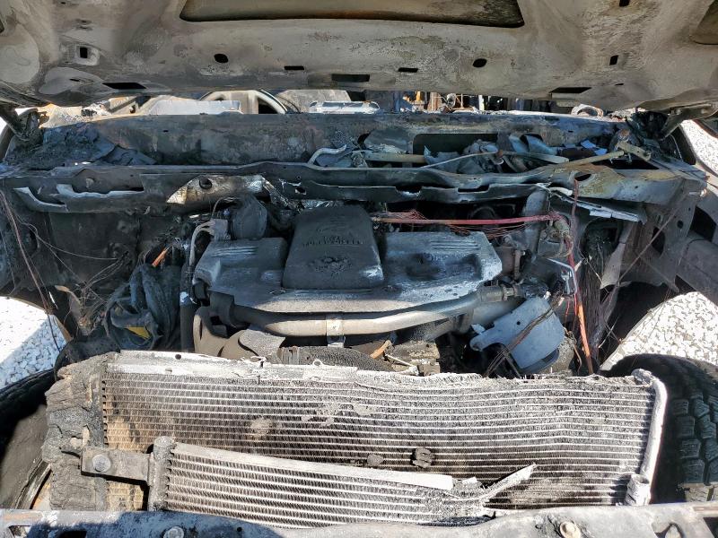 3C6UR5CL9GG247752 - 2016 RAM 2500 ST 烧焦的 照片 11