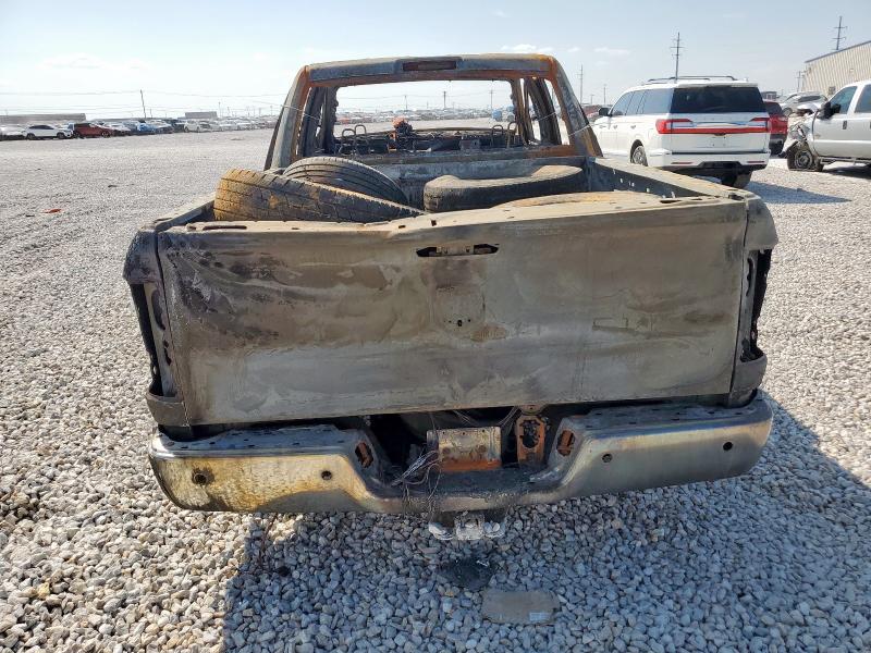 3C6UR5CL9GG247752 - 2016 RAM 2500 ST 烧焦的 照片 6