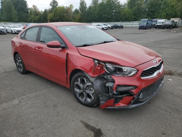 3KPF24AD5KE137359 - 2019 KIA FORTE FE RED photo 4