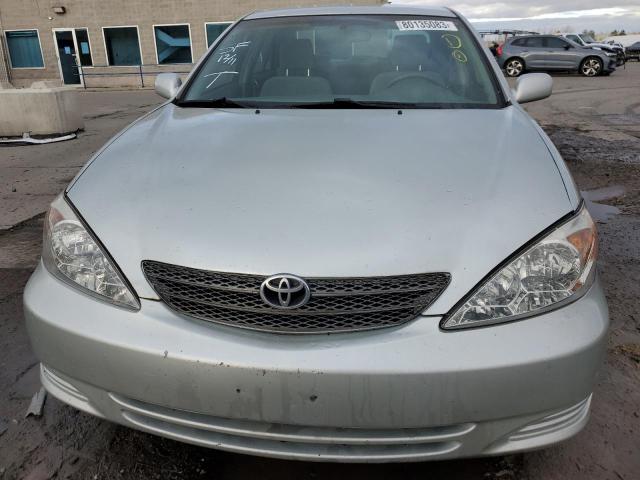 4T1BE32K03U236392 - 2003 TOYOTA CAMRY LE SILVER photo 5