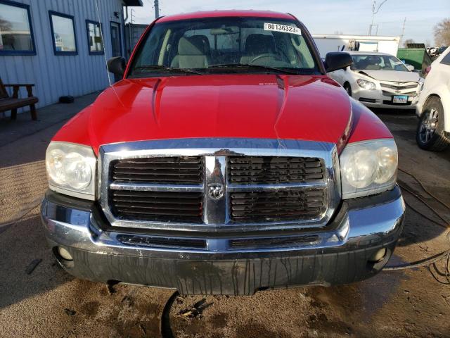 1D7HE48K55S177873 - 2005 DODGE DAKOTA QUAD SLT RED photo 5