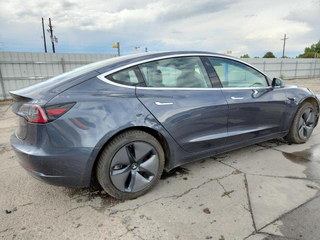 5YJ3E1EA8JF030467 - 2018 TESL MODEL 3 Boz foto 3