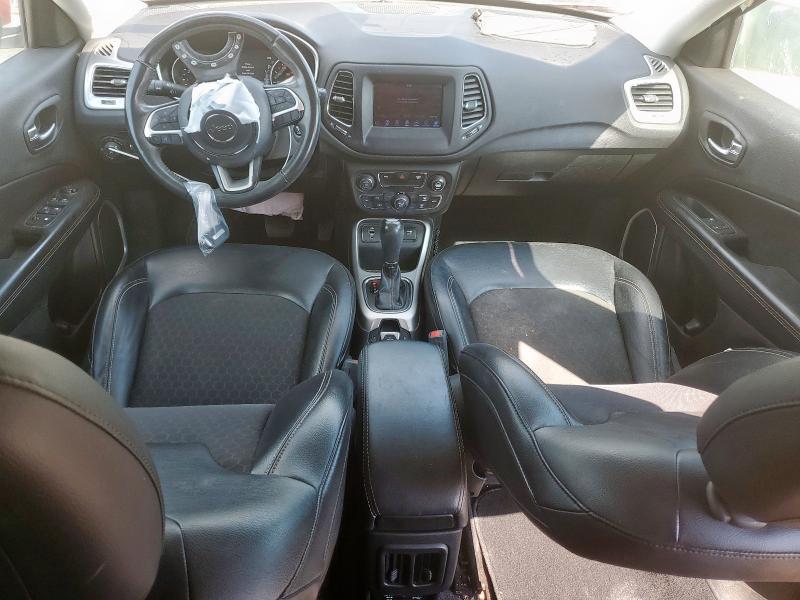 3C4NJCBB4HT597963 - 2017 JEEP COMPASS LATITUDE წითელი ფოტო 8