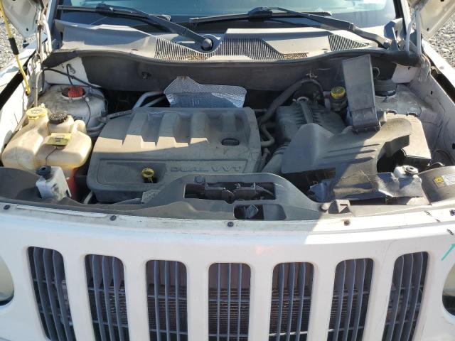 1J4FT28B19D110168 - 2009 JEEP PATRIOT SPORT WHITE photo 12