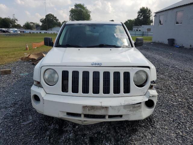 1J4FT28B19D110168 - 2009 JEEP PATRIOT SPORT WHITE photo 5