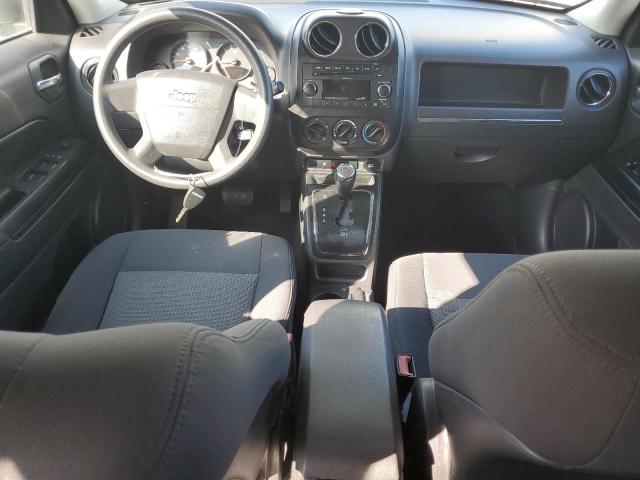 1J4FT28B19D110168 - 2009 JEEP PATRIOT SPORT WHITE photo 8