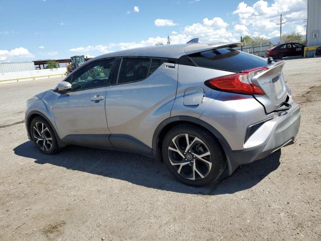 NMTKHMBX6JR031382 - 2018 TOYOTA C-HR XLE 银色 照片 2