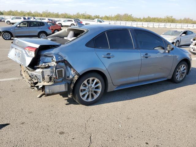 JTDVPRAE5LJ074691 - 2020 TOYOTA COROLLA LE SILVER photo 3