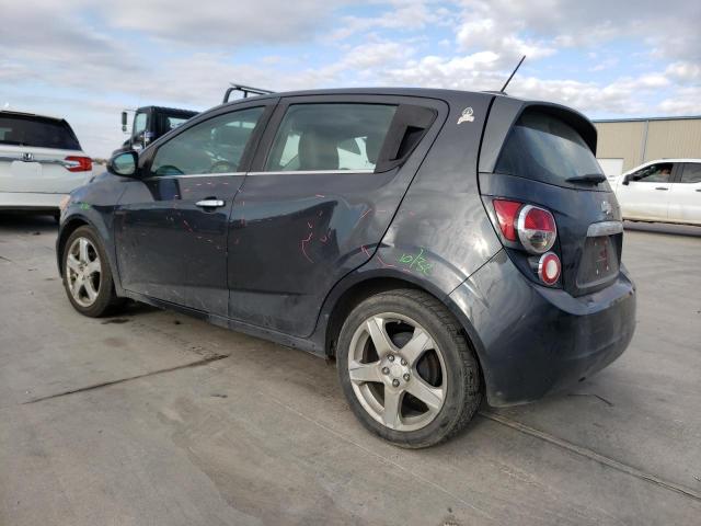 1G1JE6SB2G4141994 - 2016 CHEVROLET SONIC LTZ GRAY photo 2