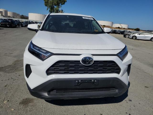 2T3K1RFV2PW245031 - 2023 TOYOTA RAV4 LE WHITE photo 5