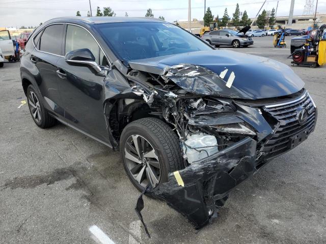 JTJYARBZ6K2152059 - 2019 LEXUS NX 300 BASE BLACK photo 4