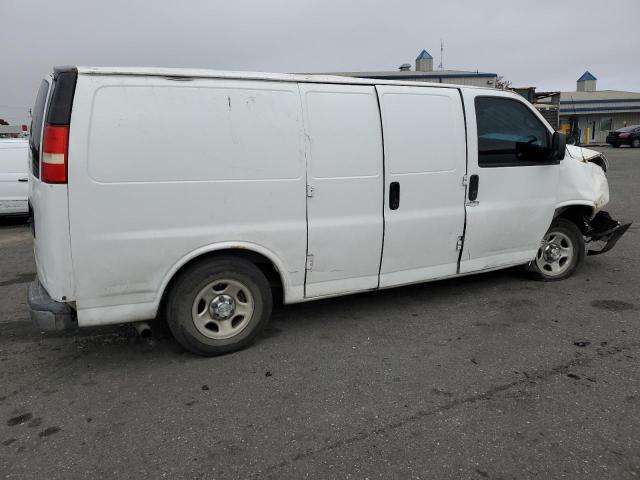 1GCSGAFX7E1137565 - 2014 CHEVROLET EXPRESS G1 WHITE photo 3