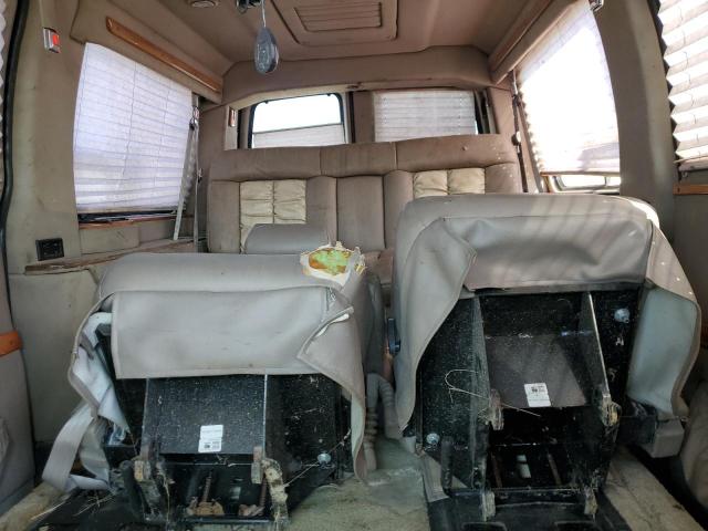 1GBFG15T151208182 - 2005 CHEVROLET EXPRESS G1 BLACK photo 10